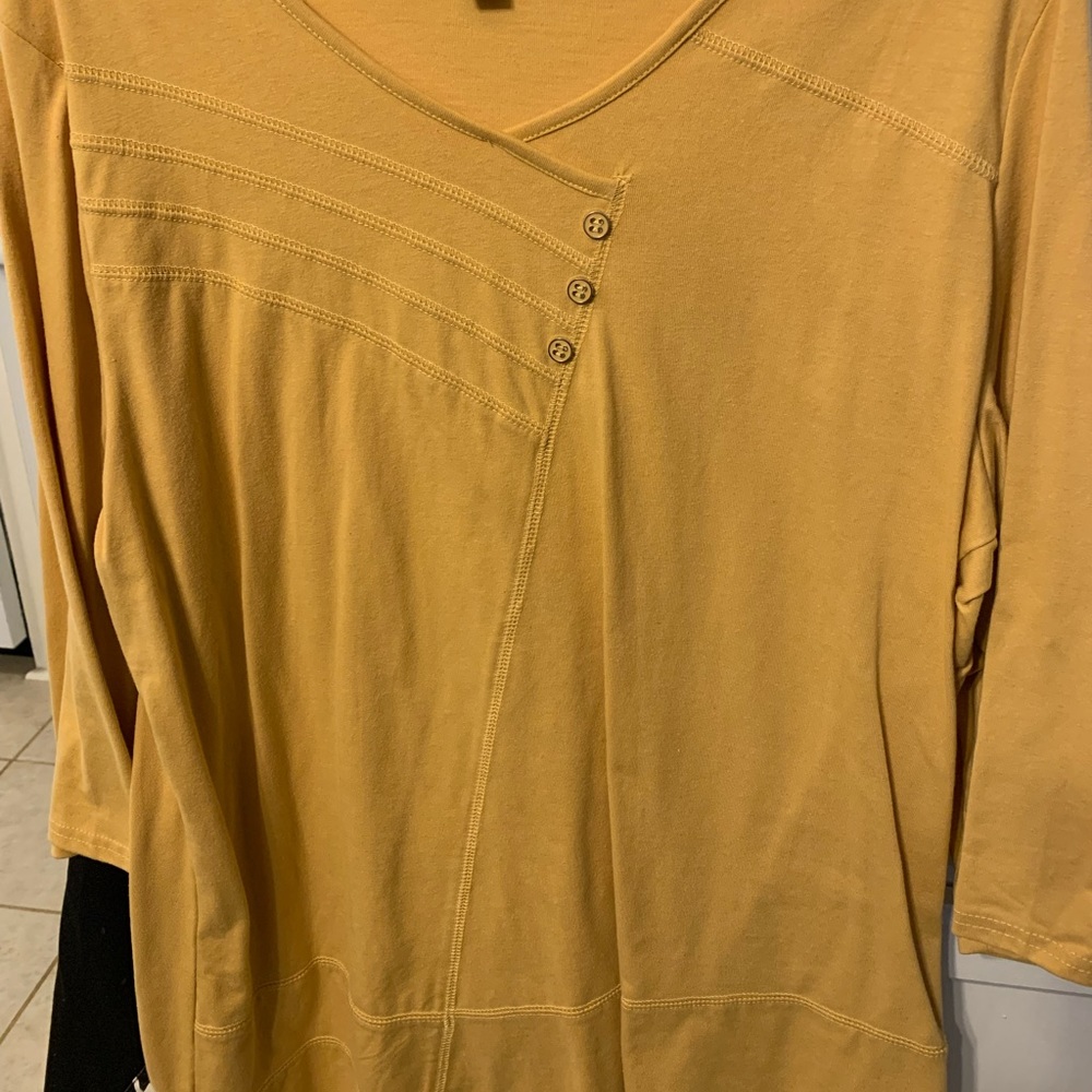 Womens knit top